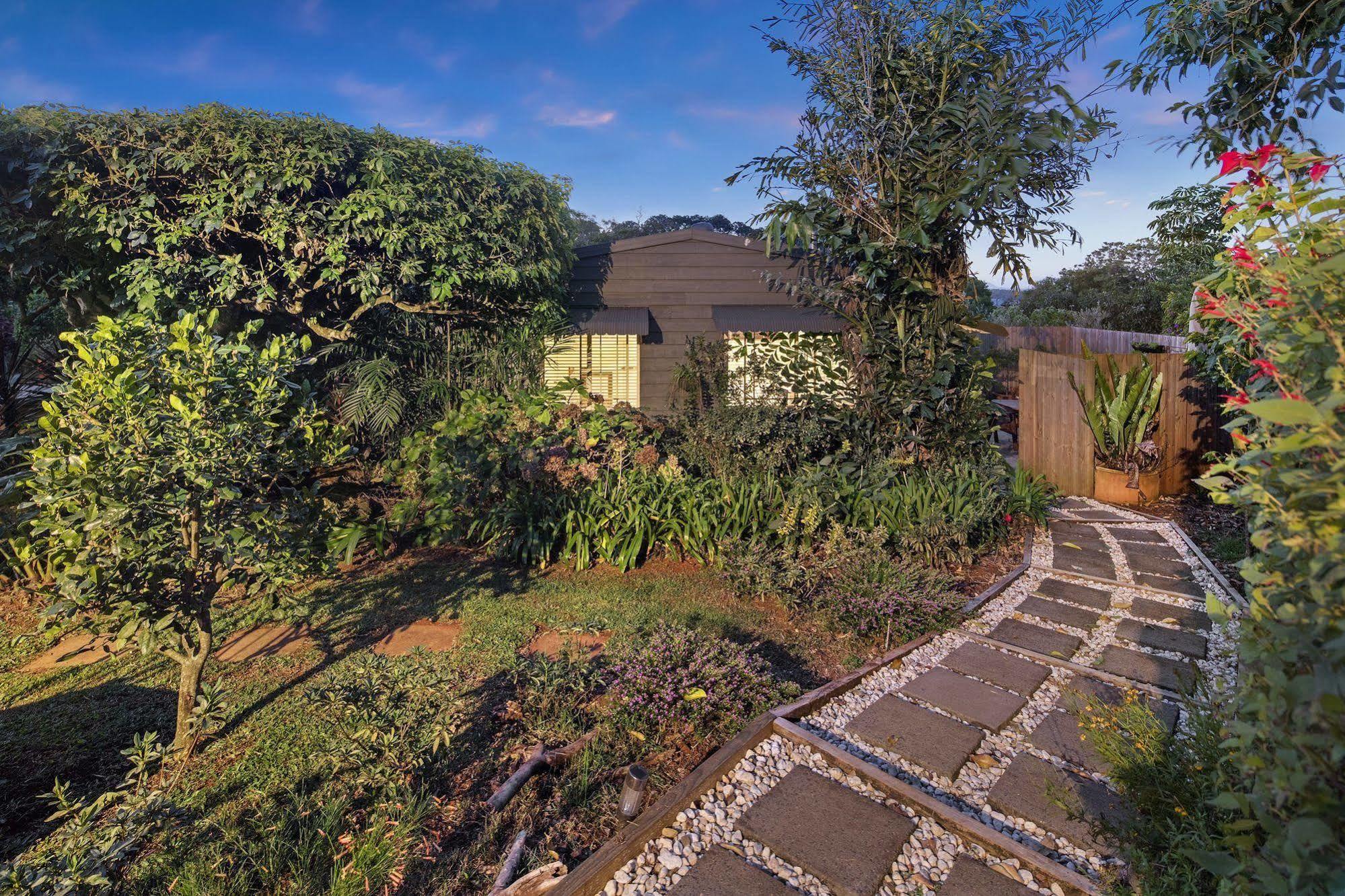 Eden Lodge Nambour Exterior photo