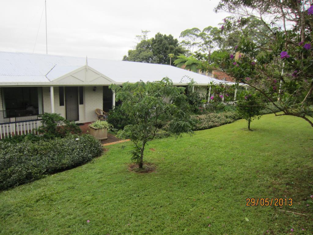 Eden Lodge Nambour Exterior photo