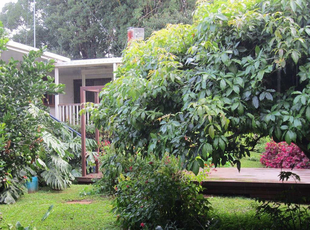 Eden Lodge Nambour Exterior photo